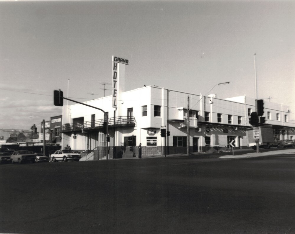Grand Hotel December 1982