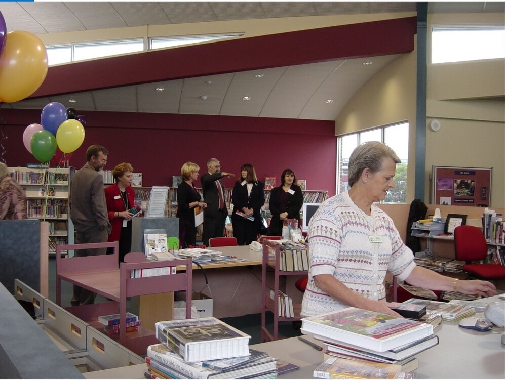 Carrum Downs Library 1994