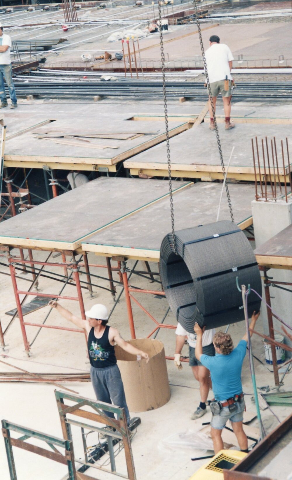 037 Construction of Frankston Cultural Centre (renamed the Frankston Arts Centre and Library)