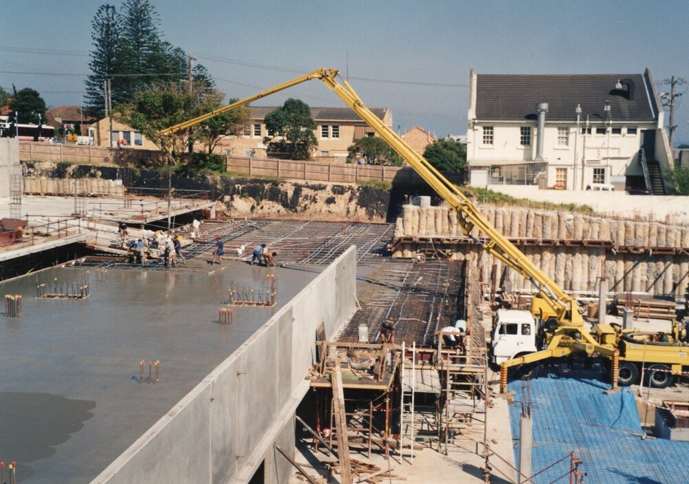 039 Construction of Frankston Cultural Centre (renamed the Frankston Arts Centre and Library)