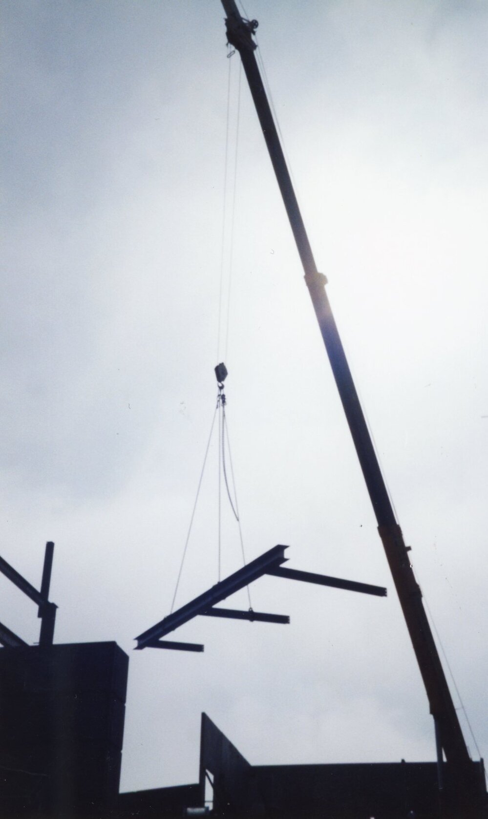 077 Construction of Frankston Cultural Centre (renamed the Frankston Arts Centre and Library)