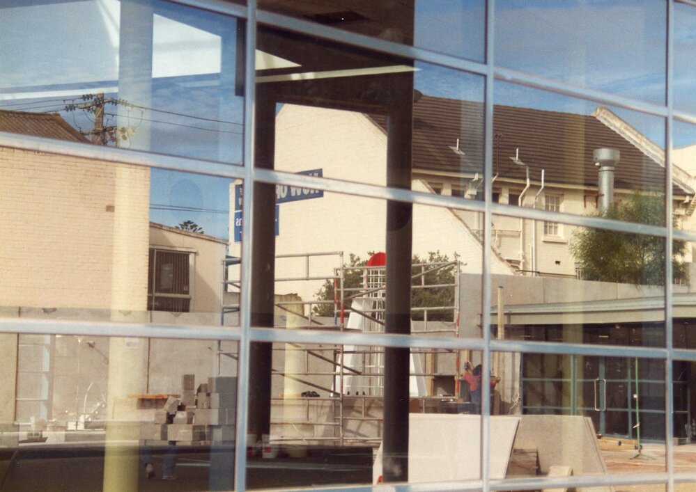 120 Construction of Frankston Cultural Centre (renamed the Frankston Arts Centre and Library)