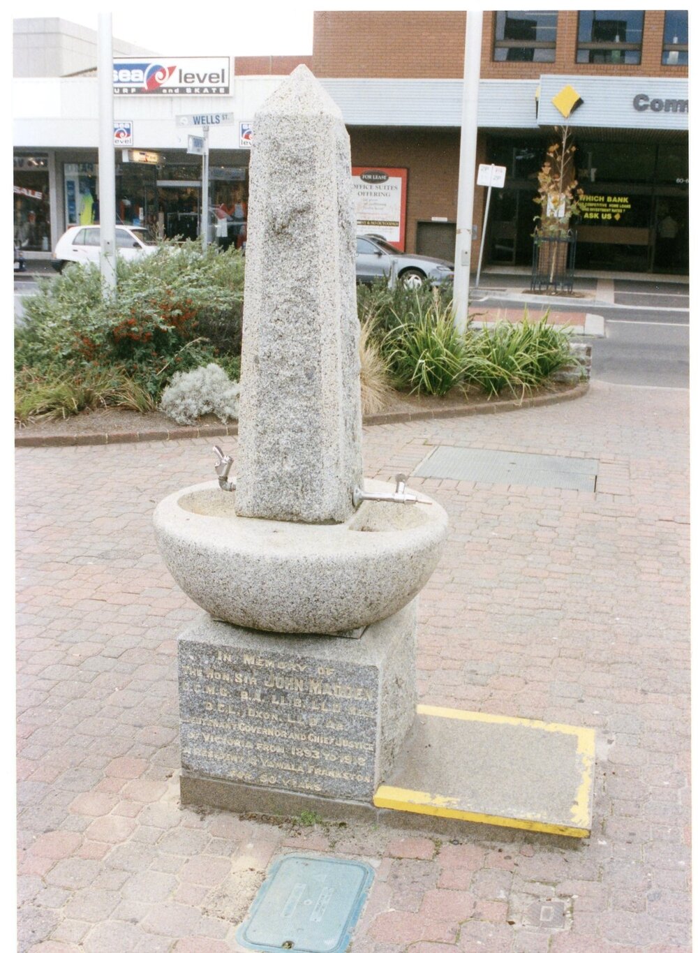 Monument to  Sir John Madden