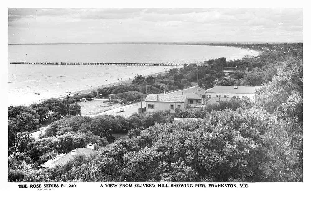 A view from Oliver's Hill showing pier, Frankston