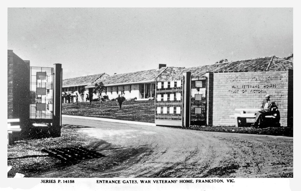 Entrance Gates, War Veterans' Home, Frankston