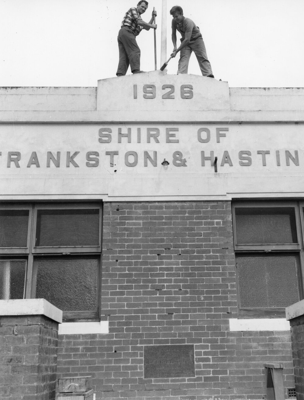 Demolition of Shire of Frankston municipal offices, Frankston