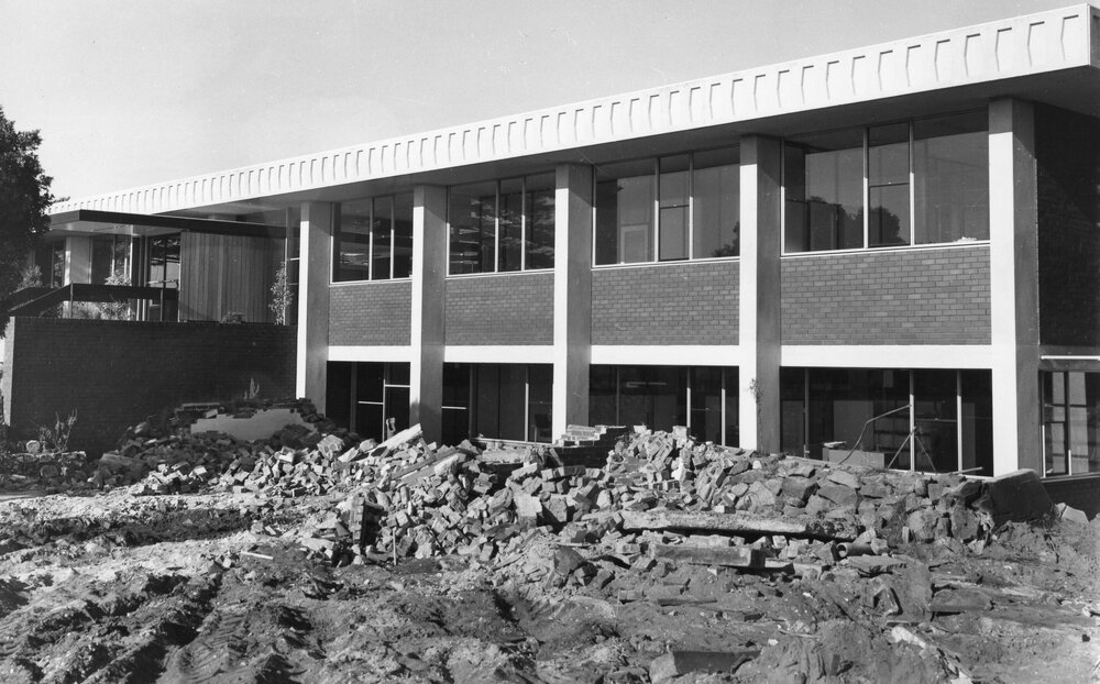 Construction of Frankston Civic Centre
