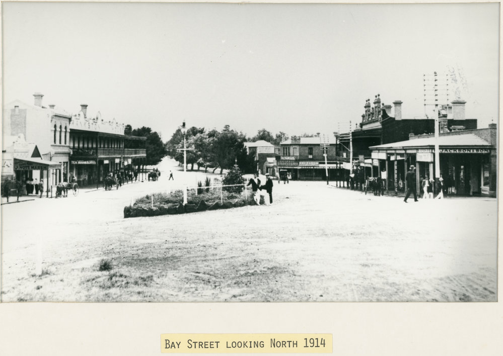 Bay Street looking north 1914 (now Nepean Highway)