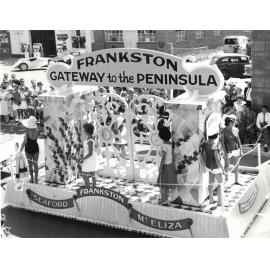 Gateway to the Peninsula float