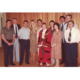 Cr. Ward with Romanian soccer team (3)