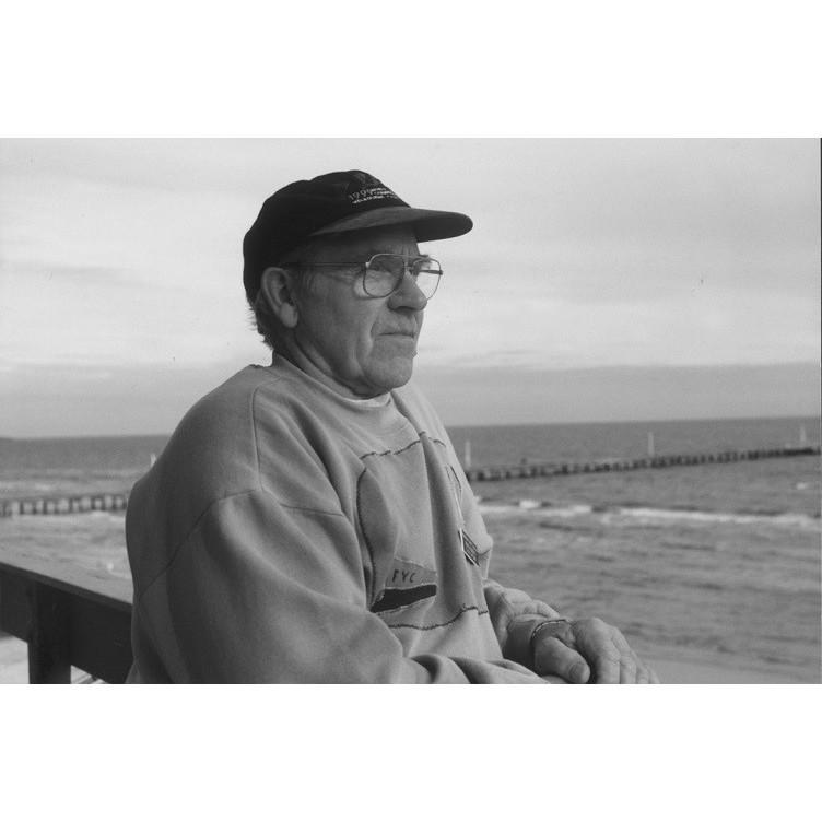 Audio interview with Don Albers.