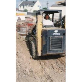 046 Construction of Frankston Cultural Centre (renamed the Frankston Arts Centre and Library)