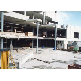 073 Construction of Frankston Cultural Centre (renamed the Frankston Arts Centre and Library)