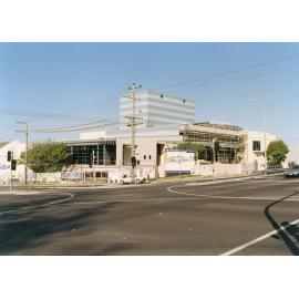 105 Construction of Frankston Cultural Centre (renamed the Frankston Arts Centre and Library)